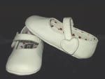 3001L.  Heart Decorated Dress Shoe